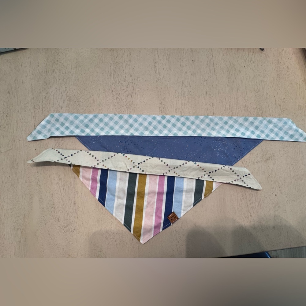 Reversible tie on Dog Bandanas - 2